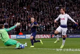 开云体育官方网址-法兰克福赛前篮板制胜；志在德国杯名次提升；媒体盛赞；控场能力受关注(德国杯门兴对法兰克福)